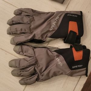 SIMMS cold weather fishing gloves inner and outer size XL